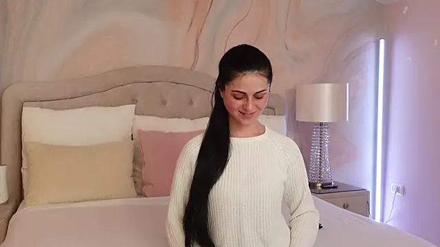 OliviaSirena online show from February 9, 2025, 7:52 pm