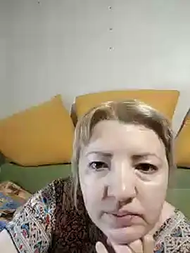 stefanyharper16 online show from November 4, 2025, 7:28 pm