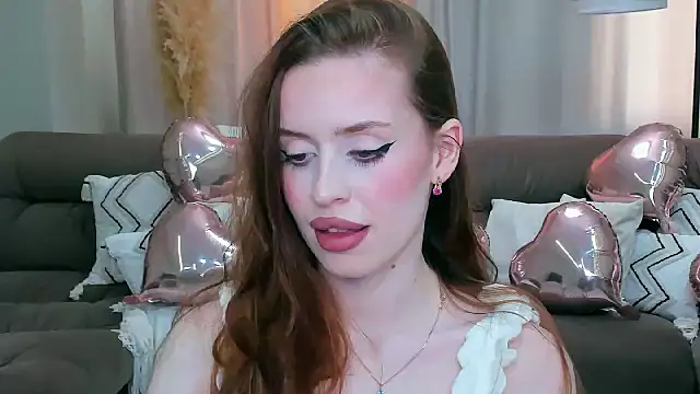 Snapshot of _Sweet__Cherry_ chatting on April 4, 2026, 4:19 am Sweet Cherry online show from April 4, 2026, 4:19 am