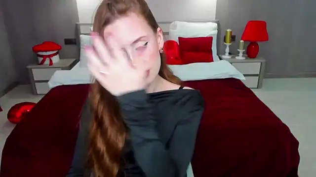 Snapshot of _Sweet__Cherry_ chatting on April 1, 2026, 4:14 am Sweet Cherry online show from April 1, 2026, 4:14 am