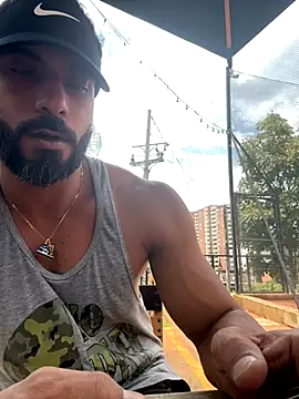 romeolovedark online show from October 6, 2025, 5:35 pm