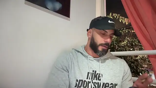 romeolovedark online show from October 10, 2025, 1:17 am