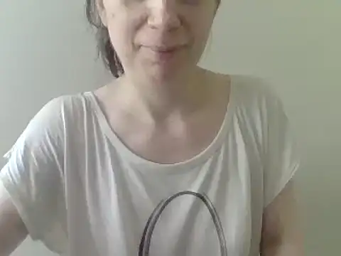 Moi Lina online show from June 27, 2026, 2:12 pm