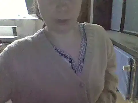 Snapshot of Moi_Lina chatting on January 6, 2025, 11:19 pm Moi Lina online show from January 6, 2025, 11:19 pm