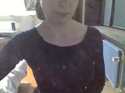 Snapshot of Moi_Lina chatting on March 7, 2025, 9:59 pm Moi Lina online show from March 7, 2025, 9:59 pm