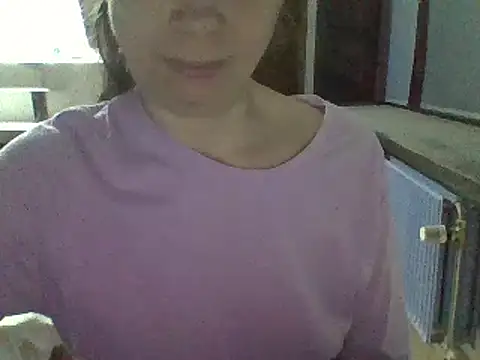 Snapshot of Moi_Lina chatting on February 22, 2025, 11:03 pm Moi Lina online show from February 22, 2025, 11:03 pm