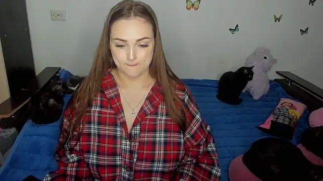 NataliEvans online show from June 1, 2026, 8:41 pm