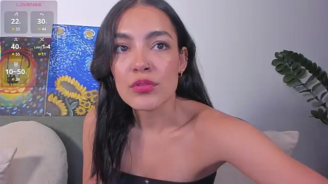 TIFFANYRUSSO online show from March 20, 2026, 6:14 am