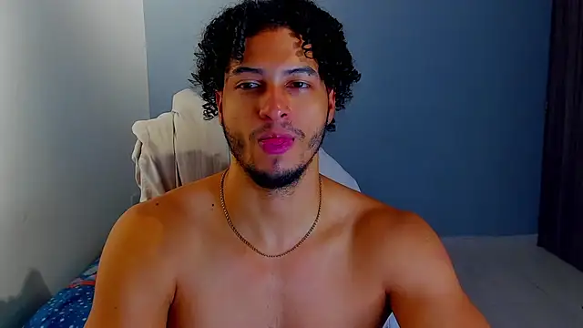 Kris Khalifa69 online show from January 15, 2026, 1:14 pm