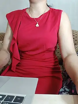 Snapshot of Chanchal--Navya chatting on May 27, 2026, 6:37 pm Chanchal--Navya online show from May 27, 2026, 6:37 pm