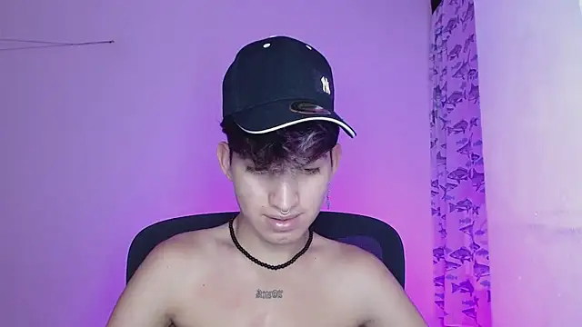 Snapshot of littlextreme chatting on February 26, 2025, 6:19 am littlextreme online show from February 26, 2025, 6:19 am