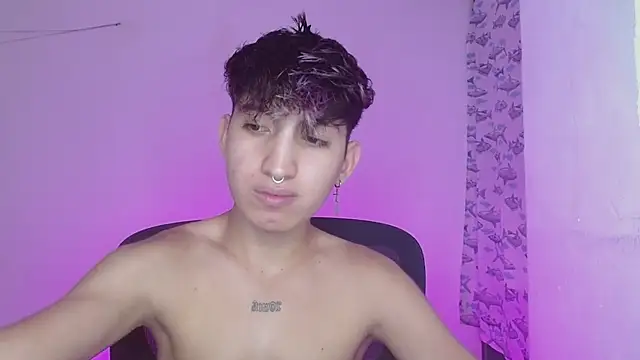 Snapshot of littlextreme chatting on February 23, 2025, 1:24 am littlextreme online show from February 23, 2025, 1:24 am