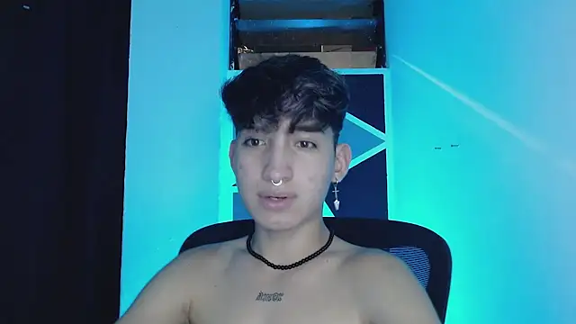 Snapshot of littlextreme chatting on March 11, 2025, 4:19 am littlextreme online show from March 11, 2025, 4:19 am