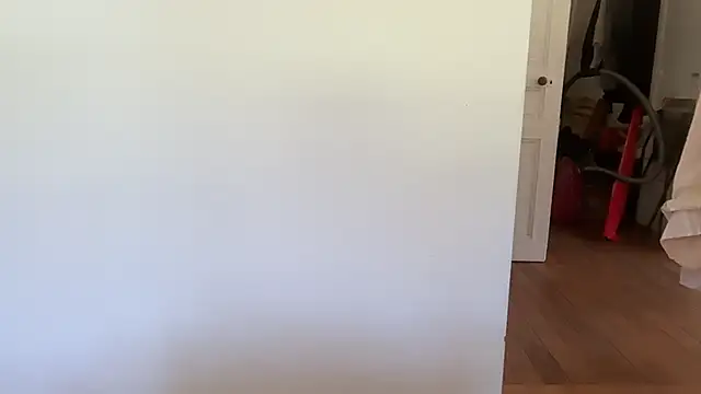 juicyprecumboy online show from September 29, 2025, 10:22 am