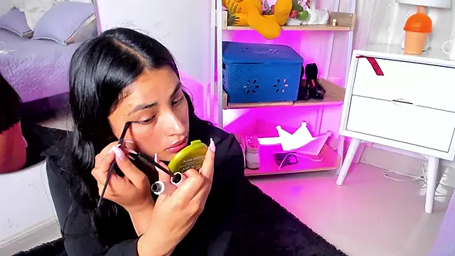 Snapshot of Kirara_22 chatting on May 16, 2026, 9:36 pm Kirara 22 online show from May 16, 2026, 9:36 pm
