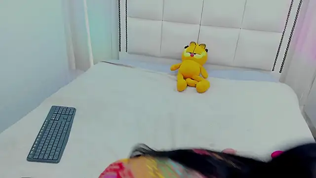 Kirara 22 online show from November 12, 2025, 8:01 pm