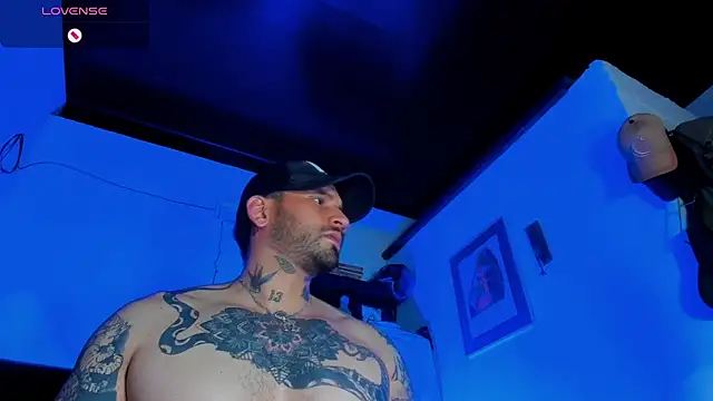 CamiloGray  online show from March 3, 2025, 6:46 pm