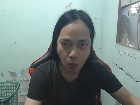 itsmacky4u online show from April 23, 2026, 1:56 am