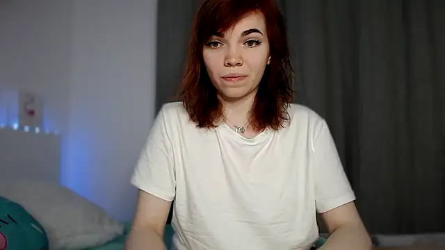 Snapshot of olivka-flower chatting on February 19, 2025, 6:43 pm olivka-flower online show from February 19, 2025, 6:43 pm