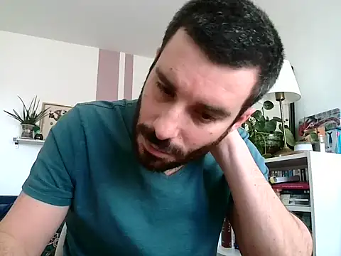 Snapshot of Simon-tem chatting on March 2, 2026, 12:45 pm Simon-tem online show from March 2, 2026, 12:45 pm