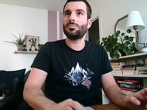 Snapshot of Simon-tem chatting on January 14, 2026, 2:42 pm Simon-tem online show from January 14, 2026, 2:42 pm