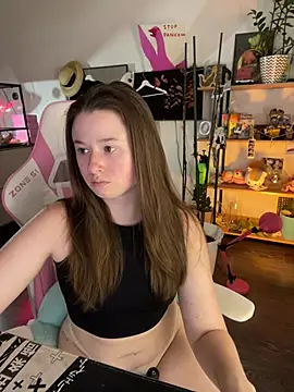 sweetest pie online show from May 19, 2026, 9:44 pm