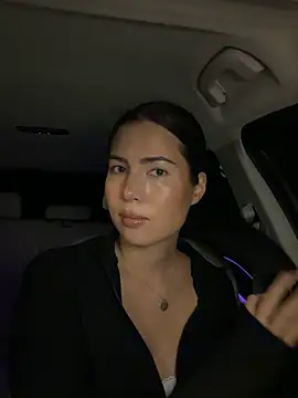 clairewntr online show from October 21, 2025, 7:24 pm