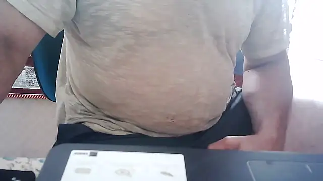 Snapshot of eduar570 chatting on November 15, 2025, 1:04 pm eduar570 online show from November 15, 2025, 1:04 pm