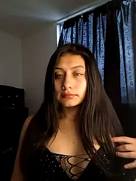 Snapshot of _Danna chatting on December 2, 2024, 3:31 pm Danna online show from December 2, 2024, 3:31 pm