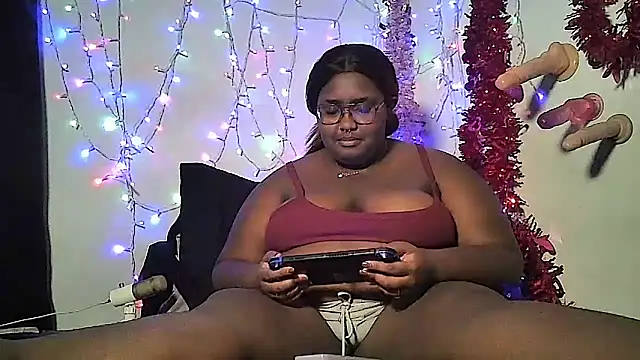 Snapshot of princess_peach_18 chatting on February 23, 2025, 2:29 am princess peach 18 online show from February 23, 2025, 2:29 am