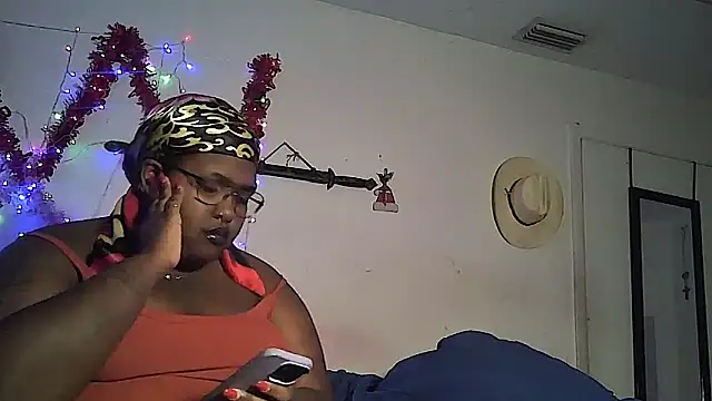 Snapshot of princess_peach_18 chatting on February 13, 2025, 3:39 am princess peach 18 online show from February 13, 2025, 3:39 am