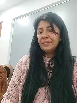 aisha latina online show from March 11, 2025, 3:45 pm