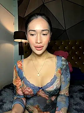 Jasmine Elcock online show from October 4, 2025, 8:05 am