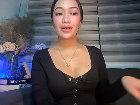 Jasmine Elcock online show from September 8, 2025, 6:40 pm