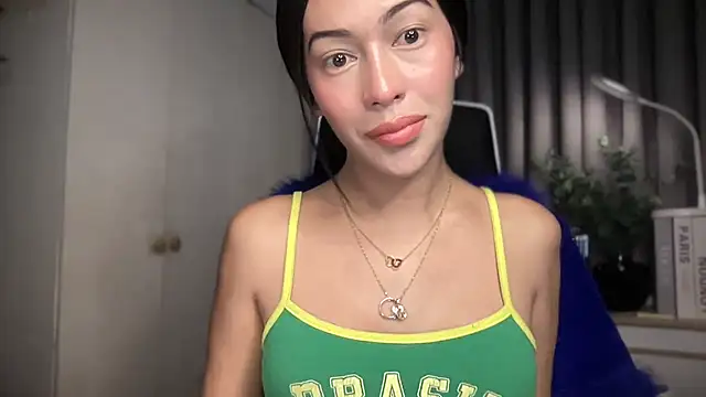 Jasmine Elcock online show from May 16, 2026, 7:35 pm