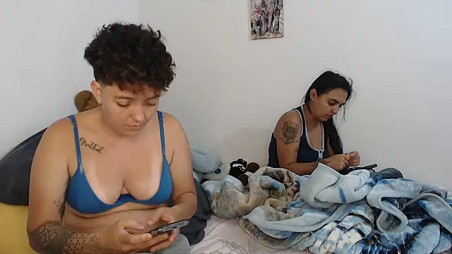 Snapshot of kathy_luisa chatting on October 2, 2025, 12:03 am kathy luisa online show from October 2, 2025, 12:03 am