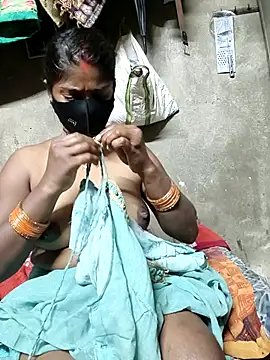 Arti032 online show from February 15, 2026, 4:50 pm