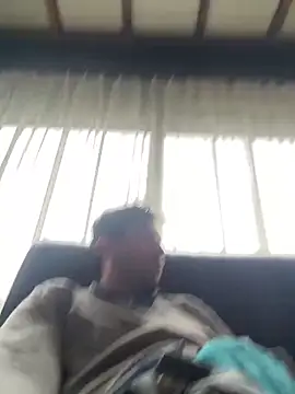 Taxidriver1988 online show from February 13, 2025, 2:52 pm