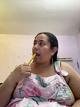 agathaxxx-69 online show from April 4, 2026, 6:25 pm