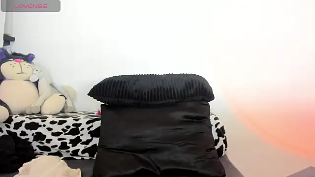 mariecam420 online show from December 18, 2025, 10:41 am