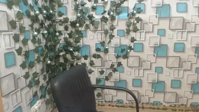 Snapshot of JosieJun_ chatting on February 6, 2025, 8:45 pm JosieJun online show from February 6, 2025, 8:45 pm