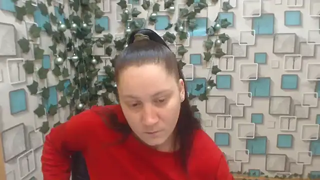 Snapshot of JosieJun_ chatting on February 5, 2025, 8:46 pm JosieJun online show from February 5, 2025, 8:46 pm