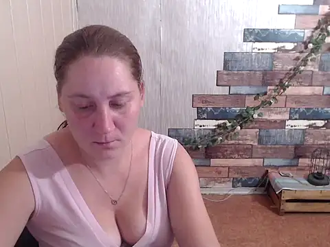 Snapshot of JosieJun_ chatting on September 9, 2025, 7:34 pm JosieJun online show from September 9, 2025, 7:34 pm