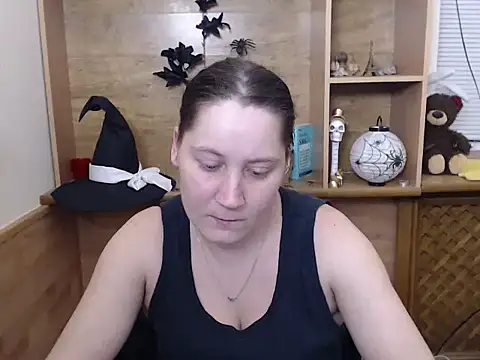 Snapshot of JosieJun_ chatting on November 24, 2025, 5:57 pm JosieJun online show from November 24, 2025, 5:57 pm