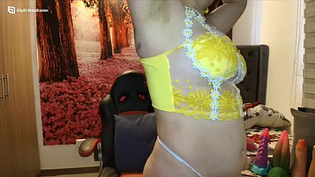 Snapshot of sofia23dirty chatting on September 26, 2025, 1:07 pm sofia23dirty online show from September 26, 2025, 1:07 pm