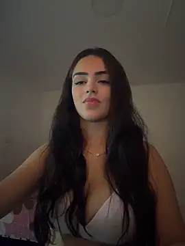 anniehart online show from May 15, 2026, 12:41 am