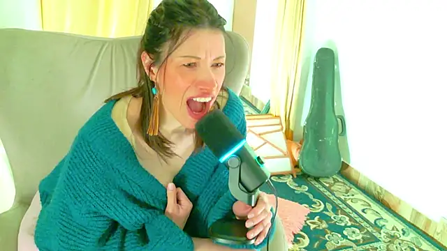 magali 19 online show from April 16, 2026, 9:39 pm