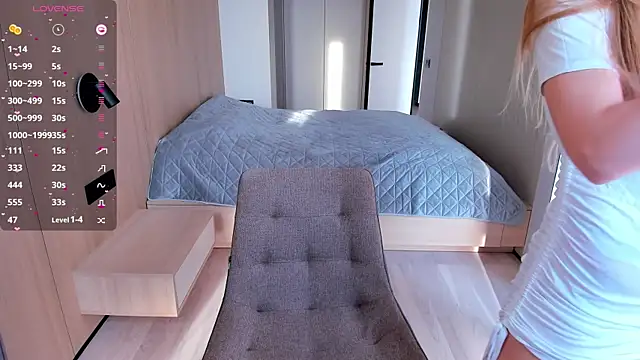 Snapshot of Aquilaris_ chatting on March 1, 2025, 2:02 pm Aquilaris  online show from March 1, 2025, 2:02 pm