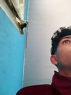 eu poseison online show from November 28, 2025, 10:04 am