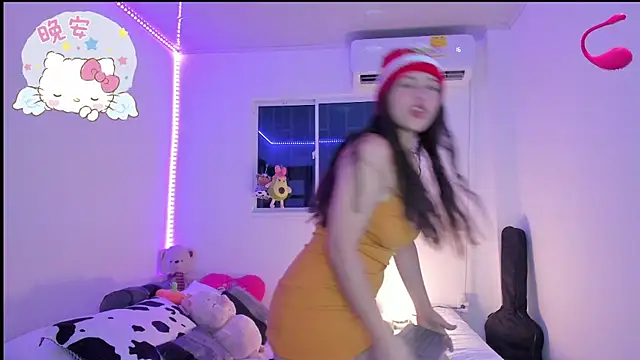 MollyG18 online show from December 27, 2024, 5:09 am